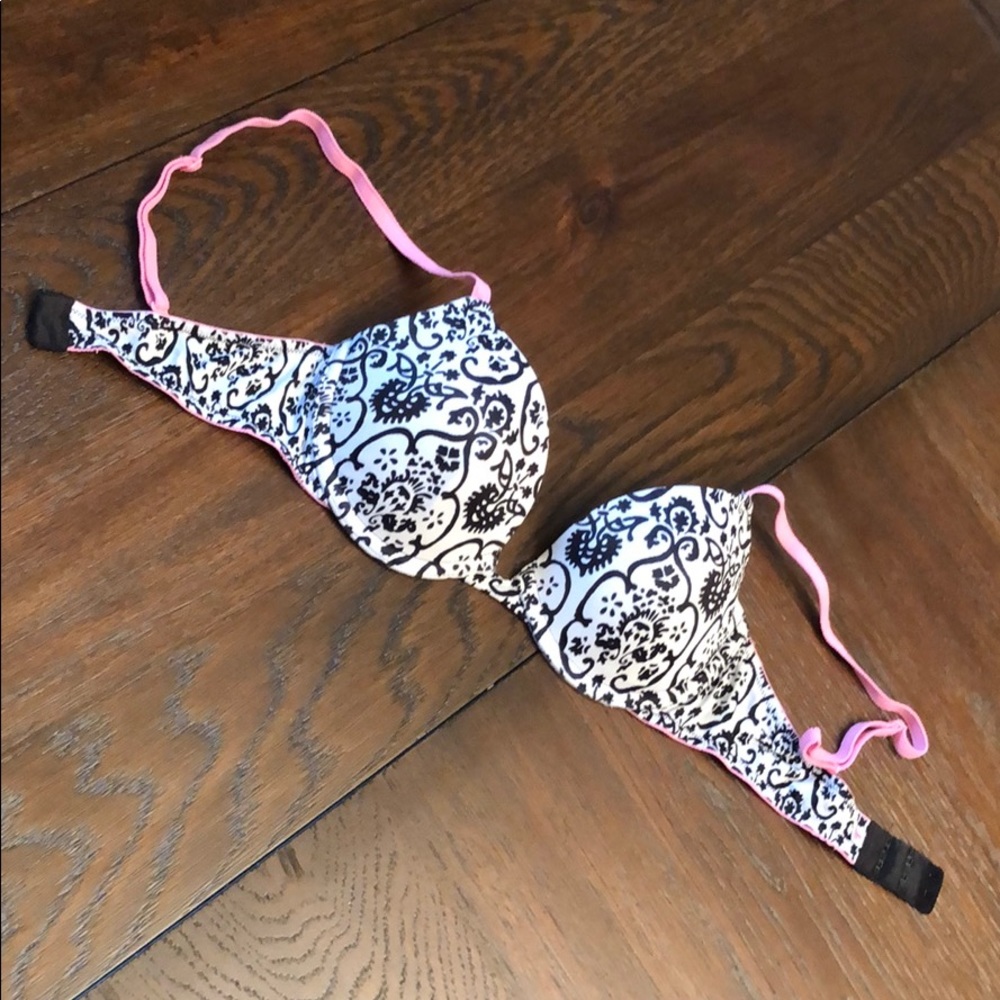 Pink Victoria’s Secret Wear Everywhere Demi 32B